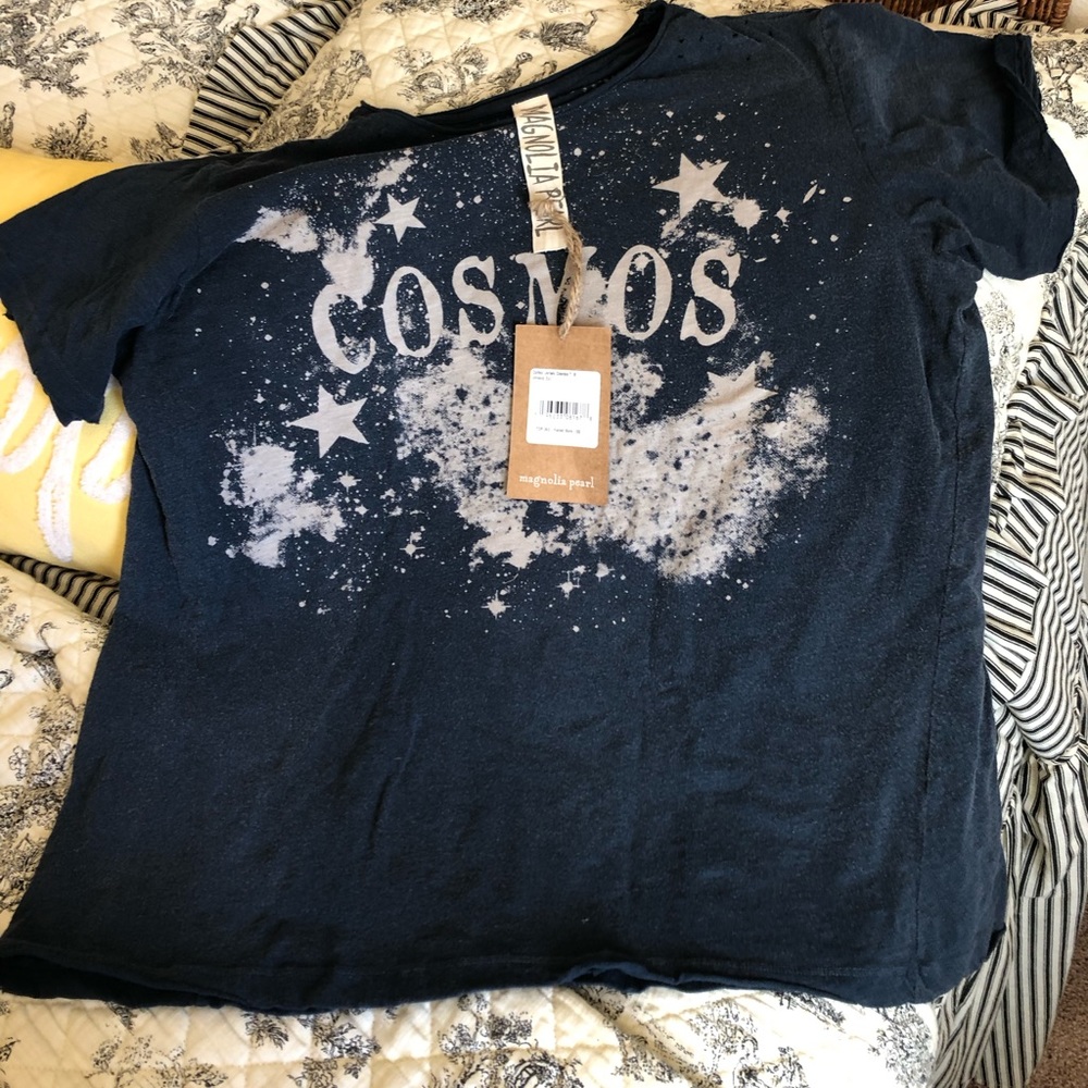 Magnolia pearl tee